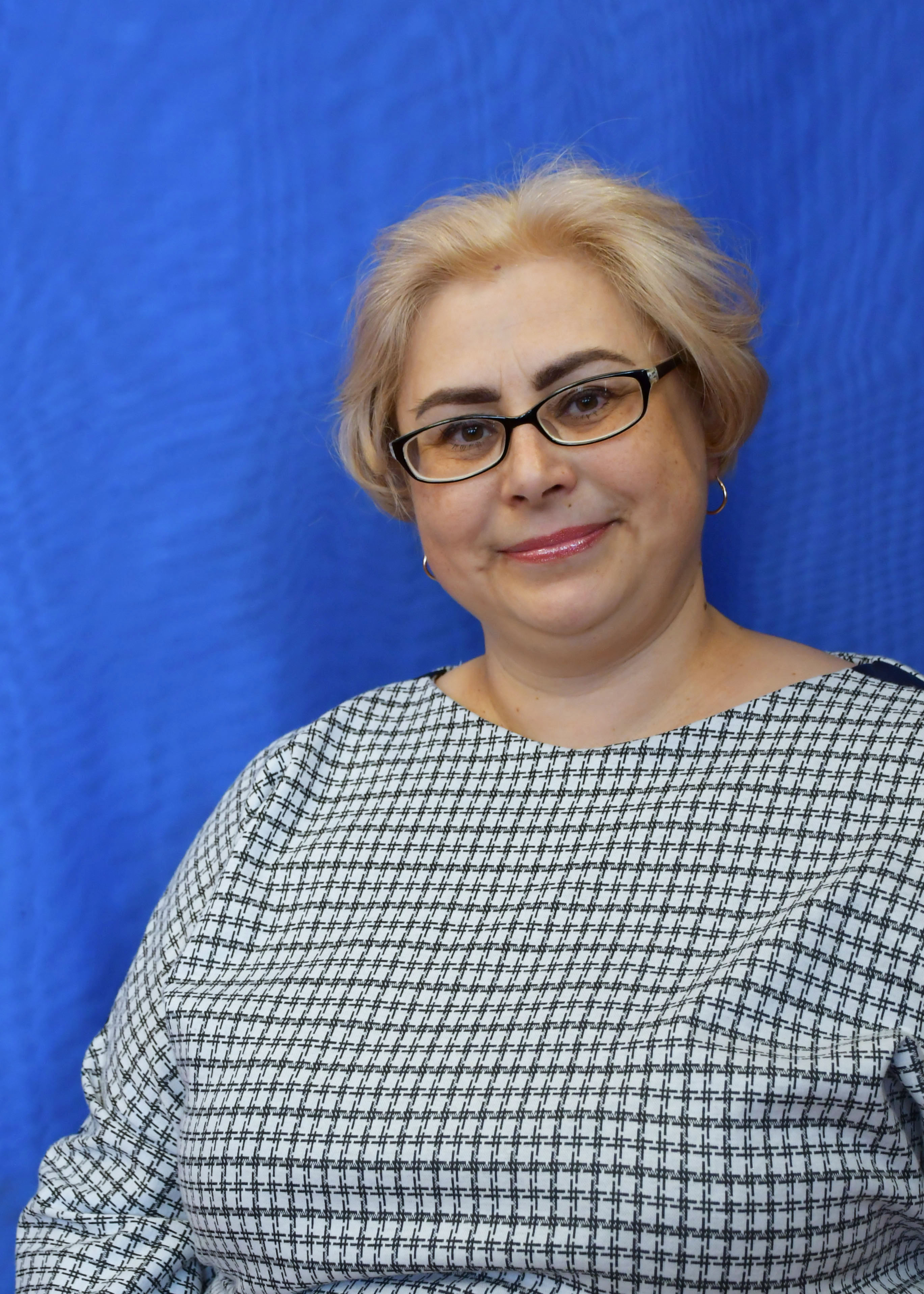 Максимова Ольга Дмитриевна.